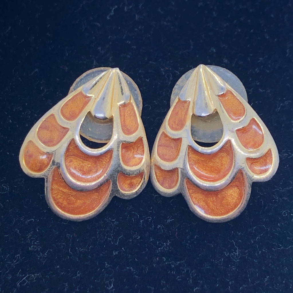 Allison Reed Earrings Enamel Glittery Vintage Peach & Gold Tone
